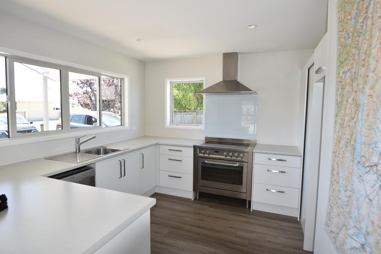 Photo of property in 62 Rhoboro Road, Twizel, 7901