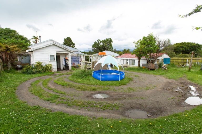 Photo of property in 22 Salisbury Street, Dannevirke, 4930