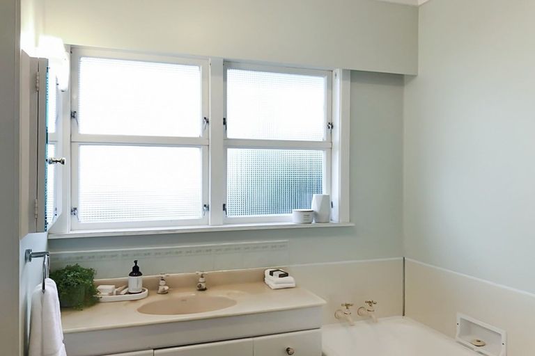 Photo of property in 33 Brassey Road, Saint Johns Hill, Whanganui, 4500