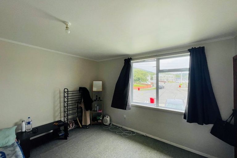 Photo of property in 56 Coates Street, Tawa, Wellington, 5028