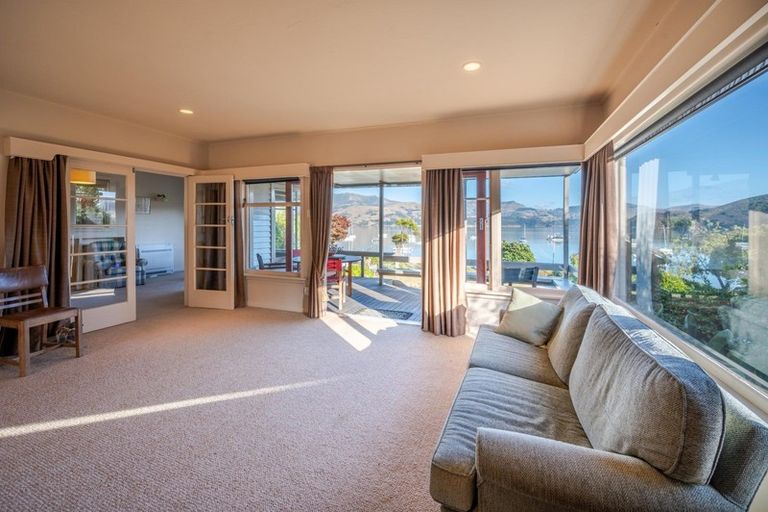 Photo of property in 109 Beach Road, Akaroa, 7520