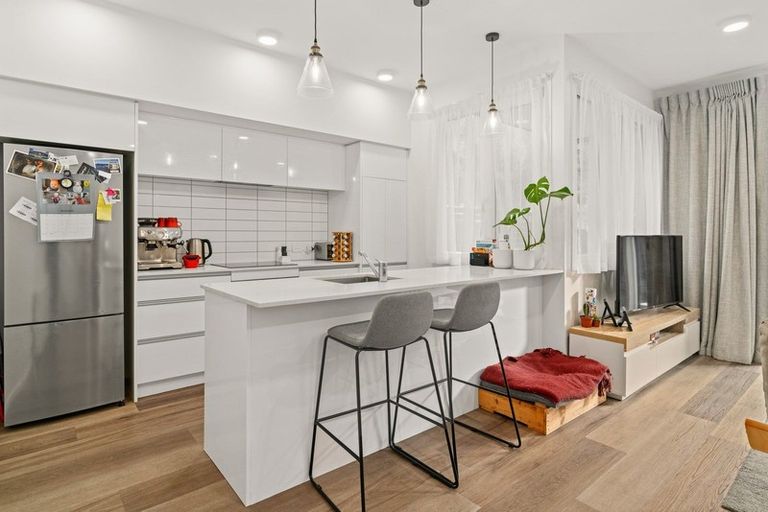 Photo of property in 1/30 Bullendale Drive, Arthurs Point, Queenstown, 9371