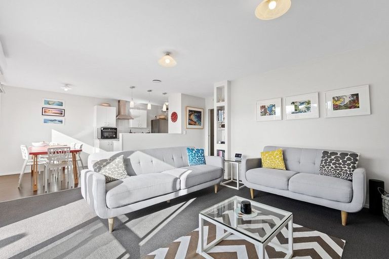 Photo of property in 44a Greenhaven Avenue, Opaheke, Papakura, 2113