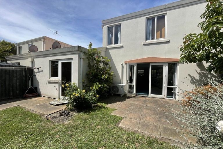 Photo of property in 66c Peverel Street, Riccarton, Christchurch, 8041