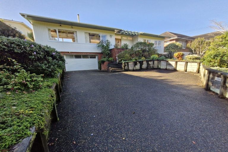 Photo of property in 542 South Titirangi Road, Titirangi, Auckland, 0604
