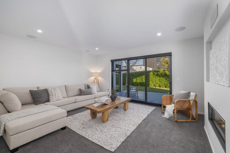 Photo of property in 2 Quarters Place, Halswell, Christchurch, 8025