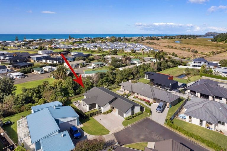 Photo of property in 26 Reel Road, Athenree, Waihi Beach, 3611