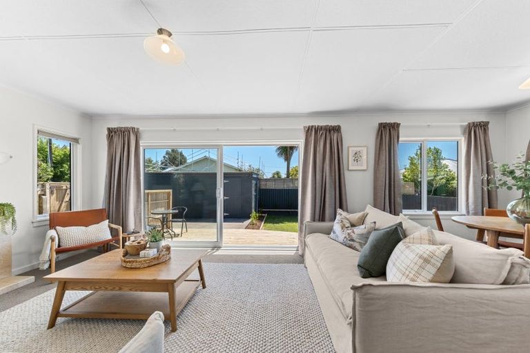 Photo of property in 43a Wallace Place, Westown, New Plymouth, 4310