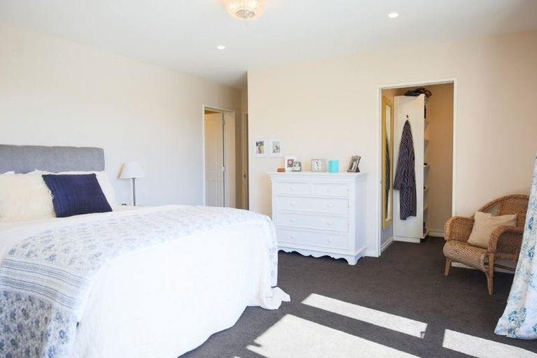 Photo of property in 39 Overdale Drive, Cashmere, Christchurch, 8022