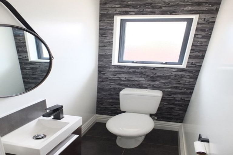 Photo of property in 136 Mcmurdo Street, Tinwald, Ashburton, 7700