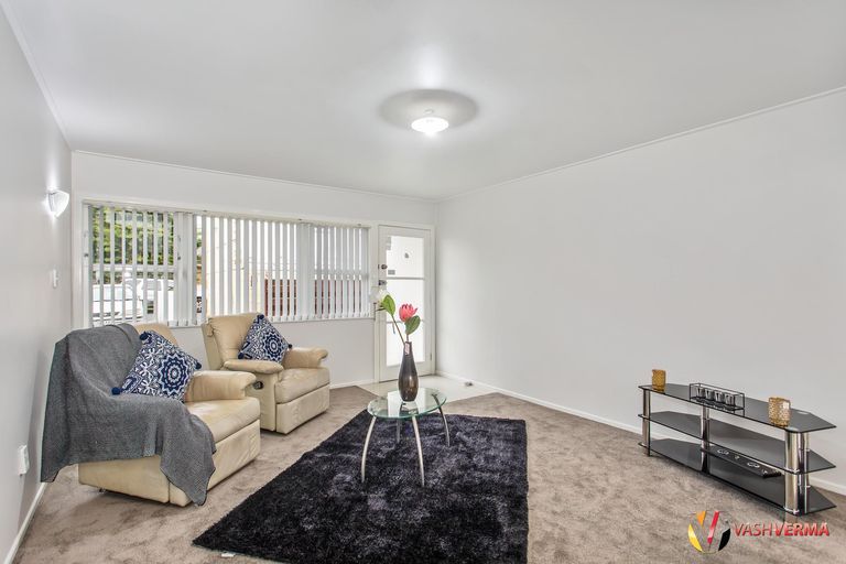 Photo of property in 3/124 Kolmar Road, Papatoetoe, Auckland, 2025
