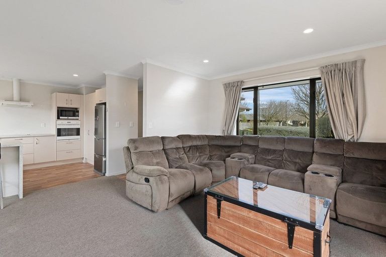 Photo of property in 8a Othello Drive, Rolleston, 7614