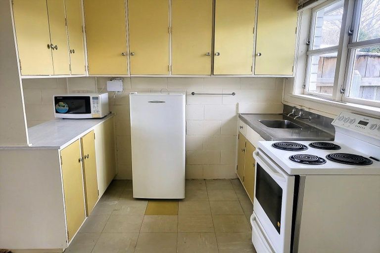 Photo of property in 1/25 Queen Street, Dannevirke, 4930