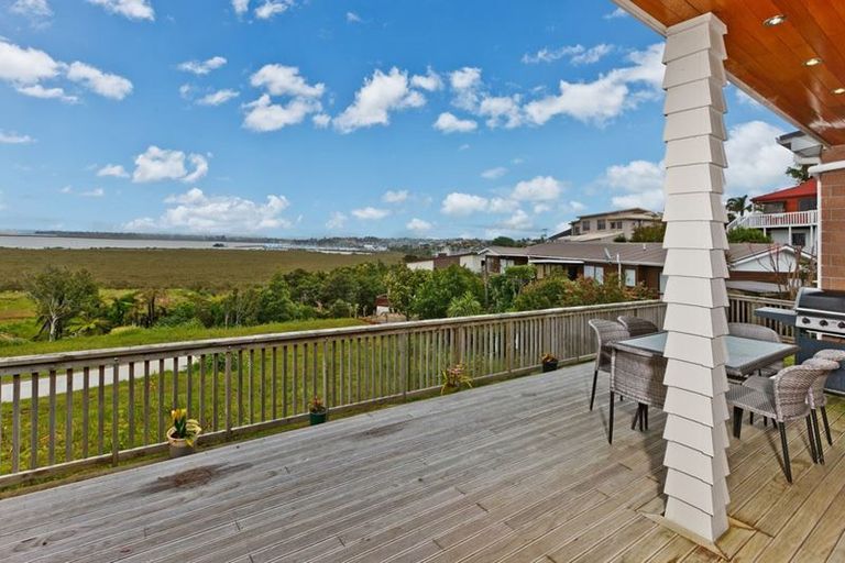 Photo of property in 28b Bannings Way, Hobsonville, Auckland, 0618