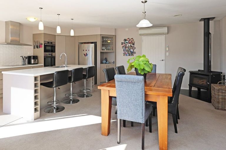 Photo of property in 14 Mcmullan Place, Oamaru North, Oamaru, 9400