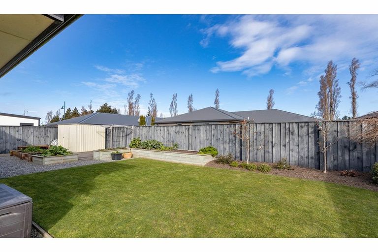 Photo of property in 3 Puaka Street, Pegasus, 7612