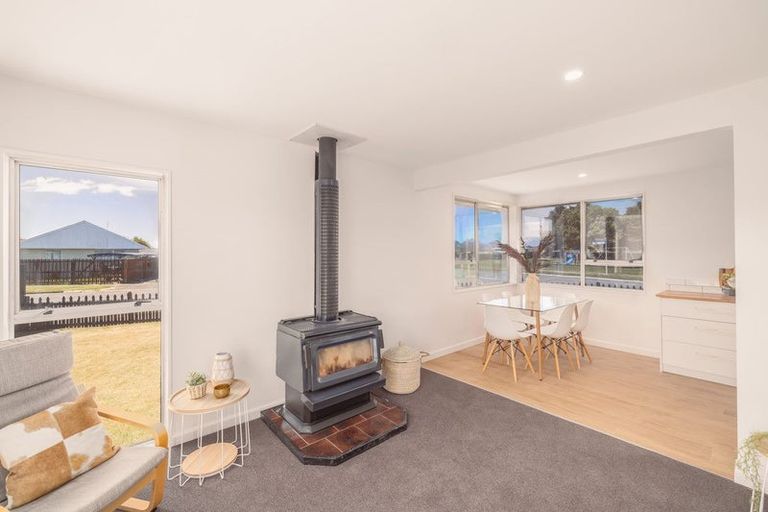 Photo of property in 60 Saint Heliers Crescent, Aranui, Christchurch, 8061