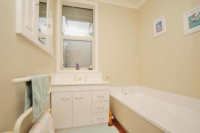 Photo of property in 183 Chelmsford Street, Windsor, Invercargill, 9810