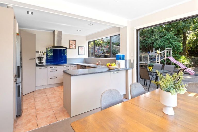 Photo of property in 34 Kowhai Park Road, Maunu, Whangarei, 0110