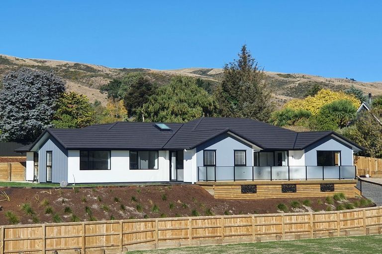 Photo of property in 16 Caernarvon Street, Allanton, Mosgiel, 9092