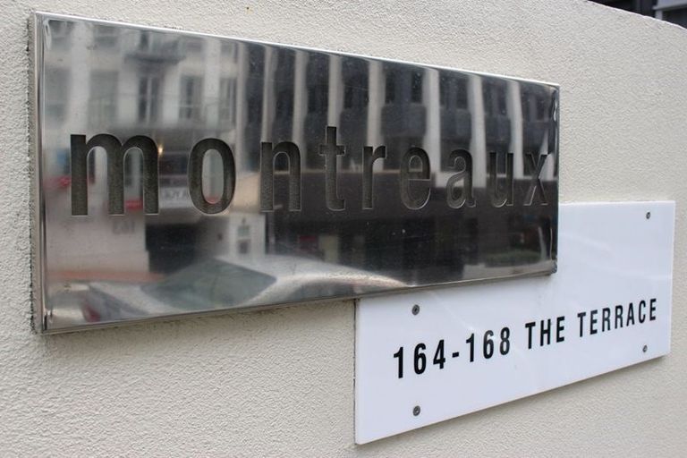 Photo of property in Montreaux Apartments, 3g/164 The Terrace, Wellington Central, Wellington, 6011