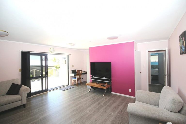 Photo of property in 107 Rimu Place, Matarangi, Whitianga, 3592