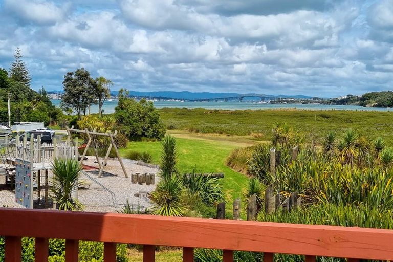 Photo of property in 2/42 Kawerau Avenue, Devonport, Auckland, 0624