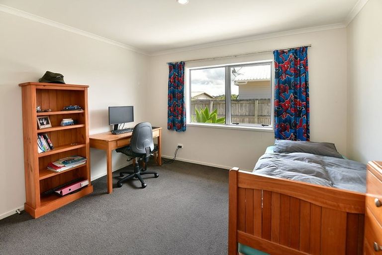 Photo of property in 1333 Whangaparaoa Road, Army Bay, Whangaparaoa, 0930