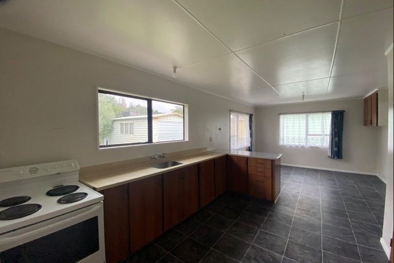 Photo of property in 6 Waiotu Road, Tokomaru Bay, 4079