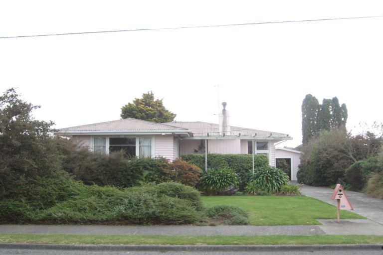 Photo of property in 28 Richmond Street, Maraenui, Napier, 4110