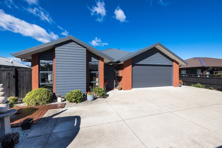 Photo of property in 22 Glengarry Court, Mosgiel, 9024