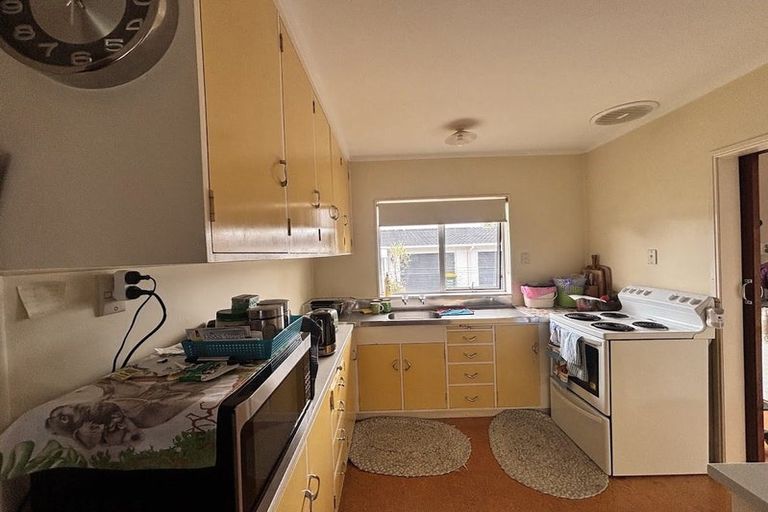 Photo of property in 1/85 Harris Street, Pukekohe, 2120