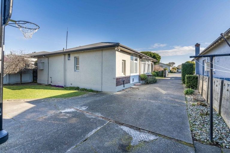 Photo of property in 23 Robertson Street, Richmond, Invercargill, 9810