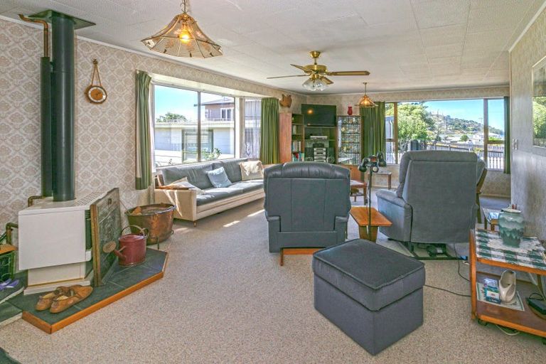 Photo of property in 14 Tokoroa Road, Tairua, 3508