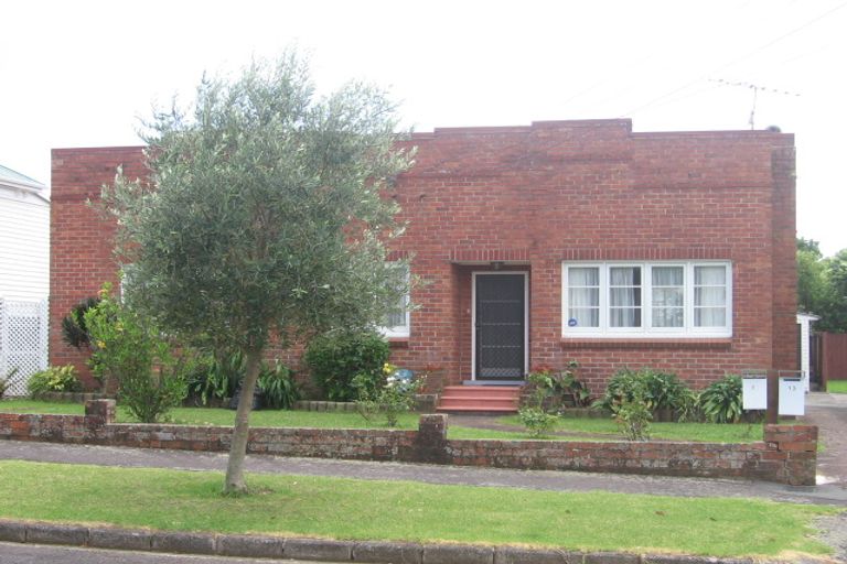Photo of property in 13 Domain Street, Devonport, Auckland, 0624