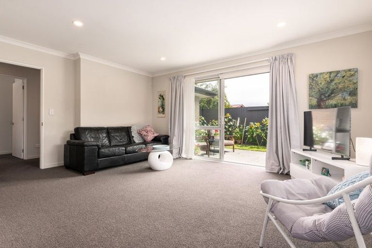 Photo of property in 3/61 Neill Street, Hornby, Christchurch, 8042