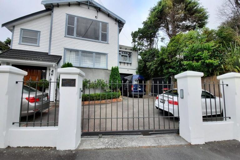 Photo of property in 361 Karori Road, Karori, Wellington, 6012