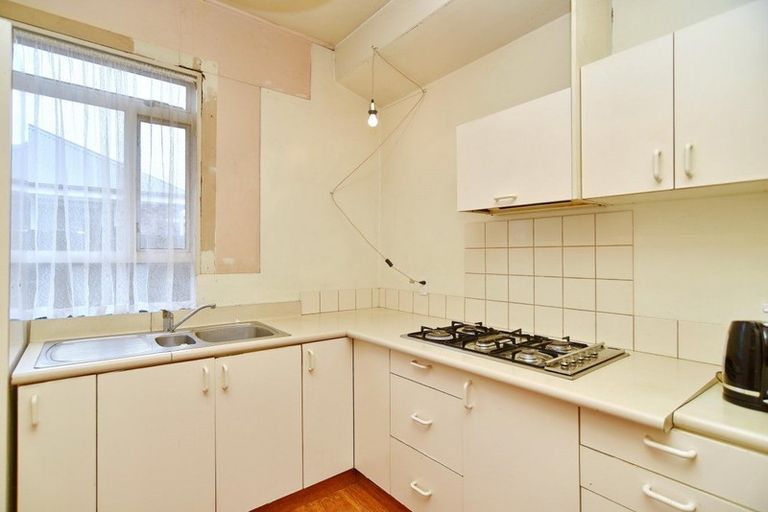 Photo of property in 21 Wrights Road, Addington, Christchurch, 8024