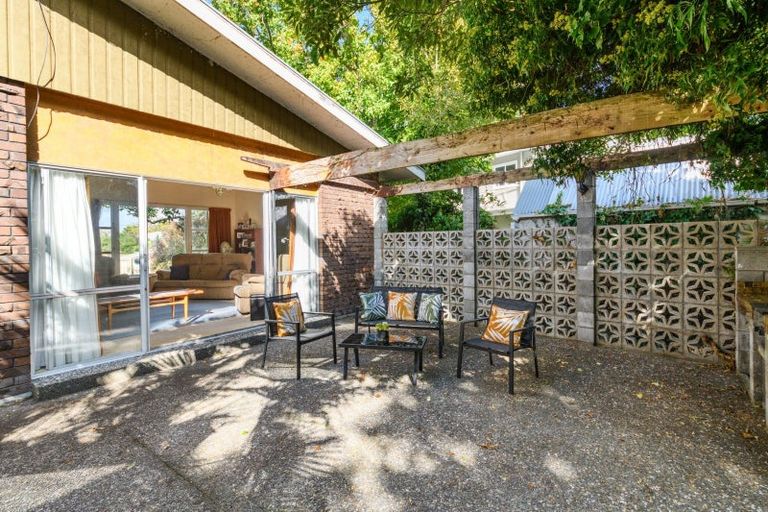 Photo of property in 18a Campbell Street, Feilding, 4702