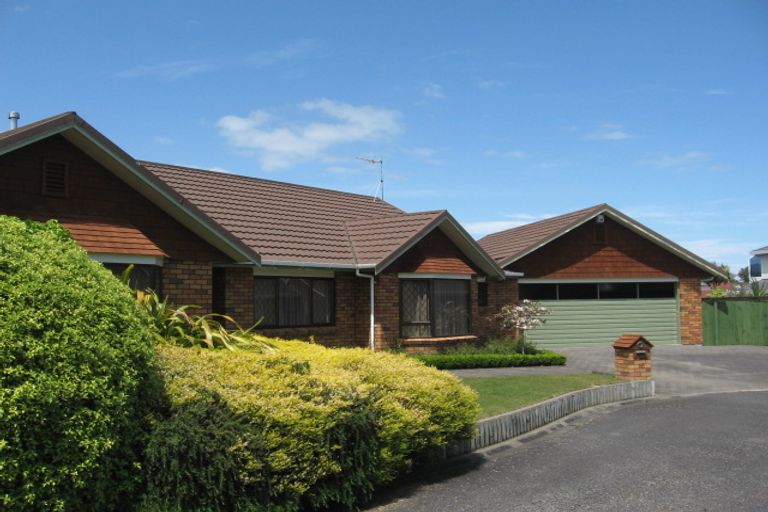 Photo of property in 15 Grey Street, College Estate, Whanganui, 4500