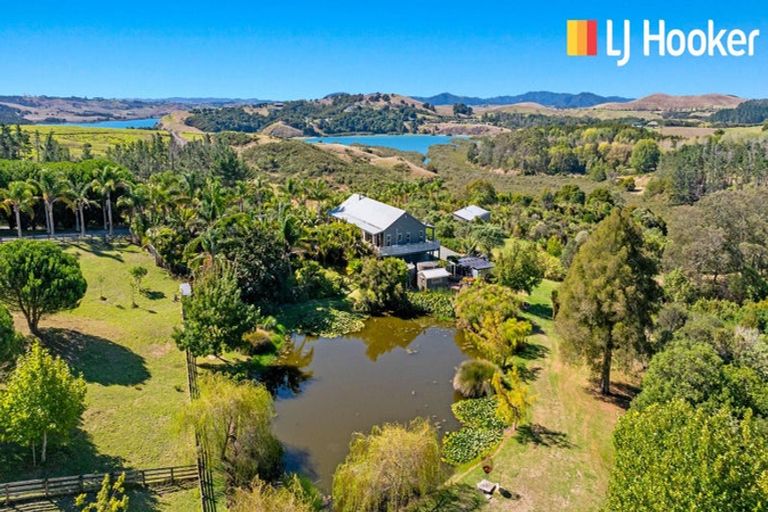 Photo of property in 134 Phillips Road, Kaiwaka, 0573