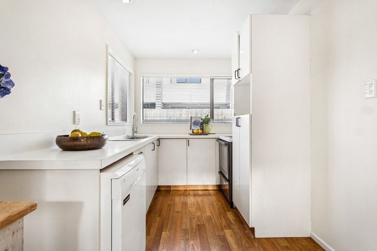 Photo of property in 2/46 Brockworth Place, Riccarton, Christchurch, 8011