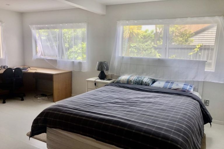 Photo of property in 1/38 Hastings Road, Mairangi Bay, Auckland, 0630