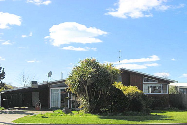 Photo of property in 11 Kauri Street, Edgecumbe, 3120