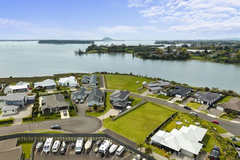 Photo of property in 17 Wairere Rise, Omokoroa, 3114