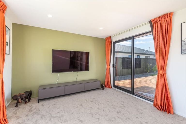 Photo of property in 17 Conailus Street, Halswell, Christchurch, 8025