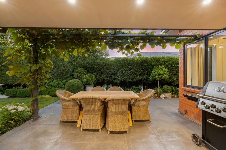 Photo of property in 11 Lloyd Street, Strowan, Christchurch, 8052