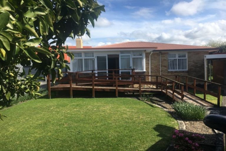 Photo of property in 11 Seaforth Grove, Greerton, Tauranga, 3112