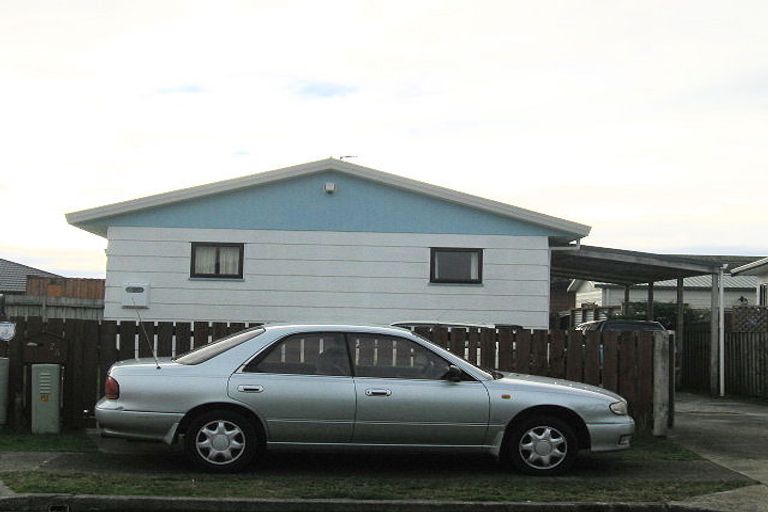 Photo of property in 1/2 Palmer Court, Paraparaumu, 5032