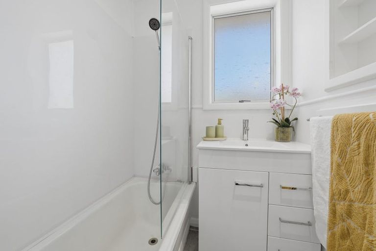 Photo of property in 7 Homer Place, Upper Riccarton, Christchurch, 8041